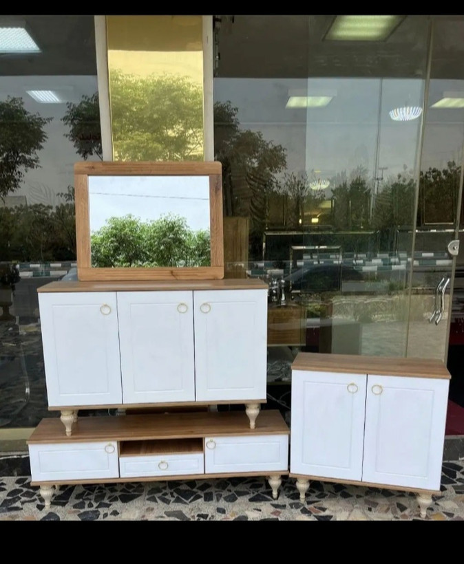 آینه و کنسول طرح لارا