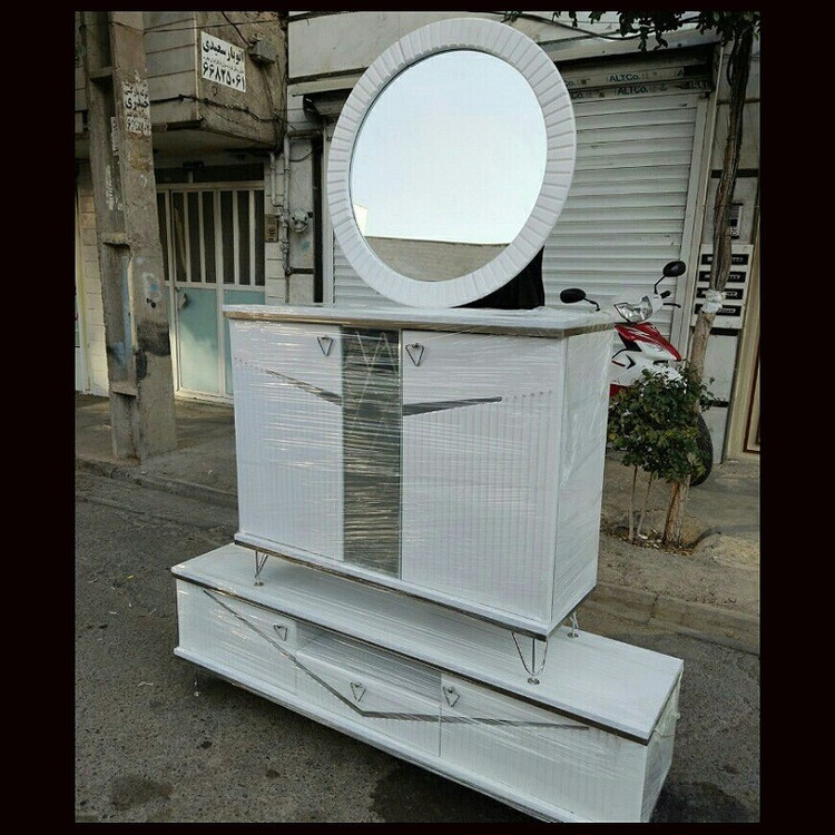 آینه و کنسول دو درب مدل سلطنتی کپی